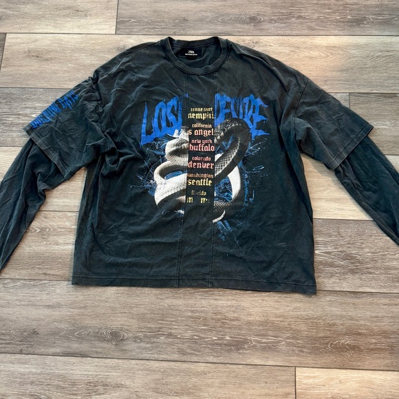 Zara Black and Blue Graphic Long Sleeve Tee - Picture 1 of 2